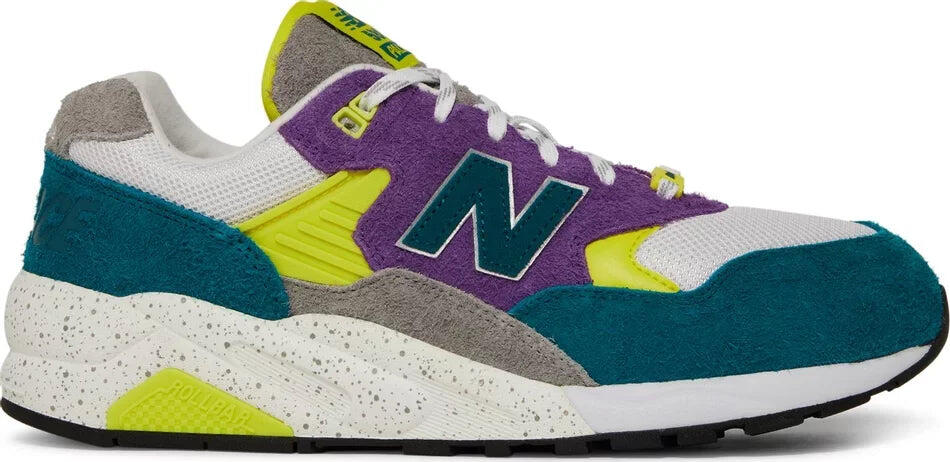 NEW BALANCE picture