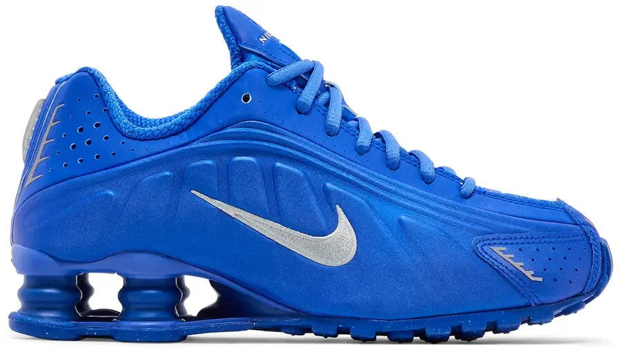 NIKE picture