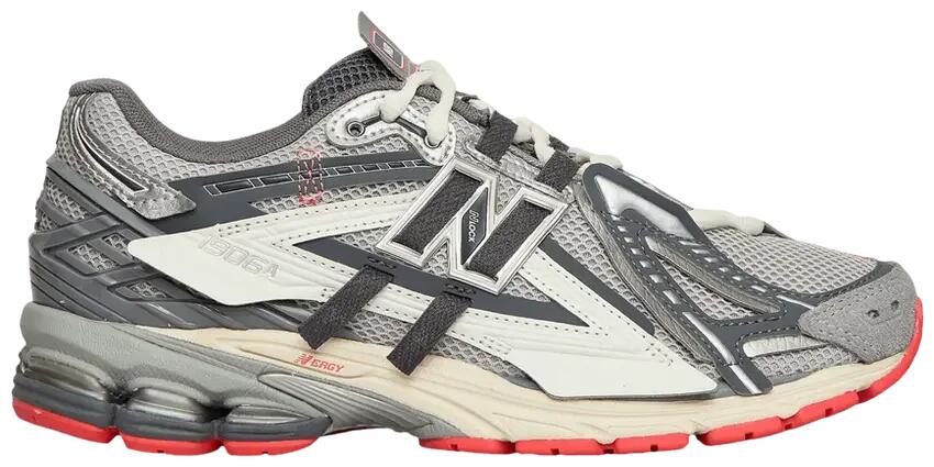 NEW BALANCE picture