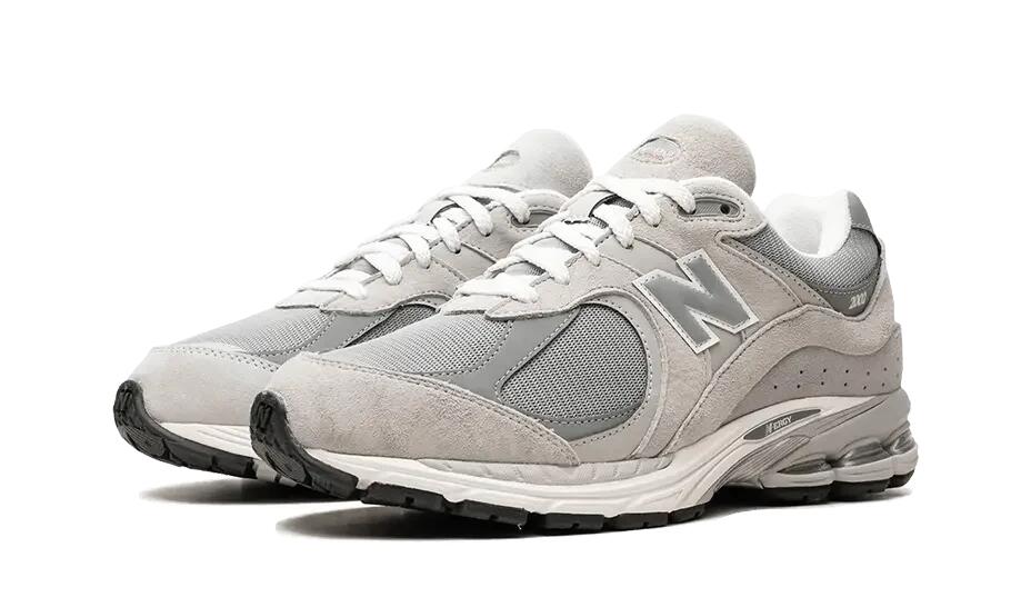New Balance 2002R Gore-Tex Concrete 2/4