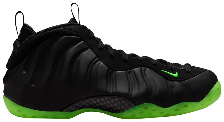 Nike Air Foamposite One Black Volt 1/2