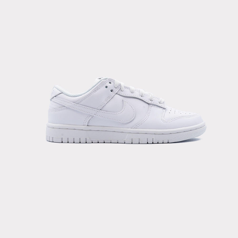 Dunk Low Triple White (2021) 1/7