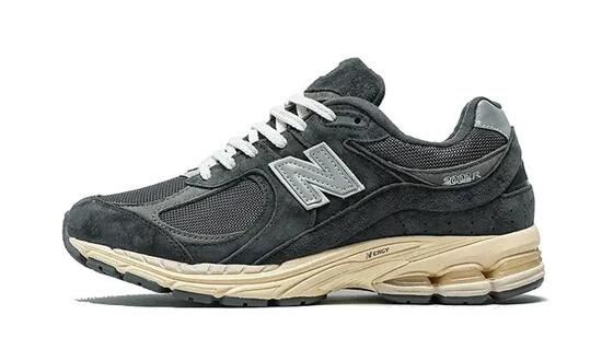 New Balance 2002R Black Phantom