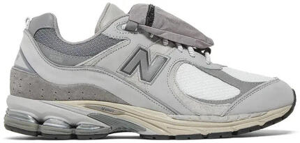 New Balance 2002R Pocket Grey