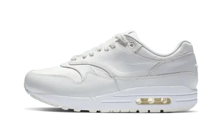 NIKE picture