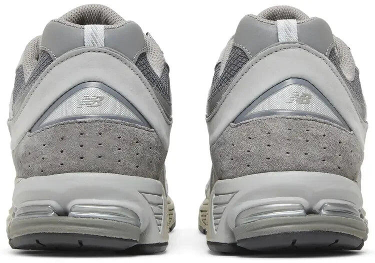New Balance 2002R Pocket Grey 4/5
