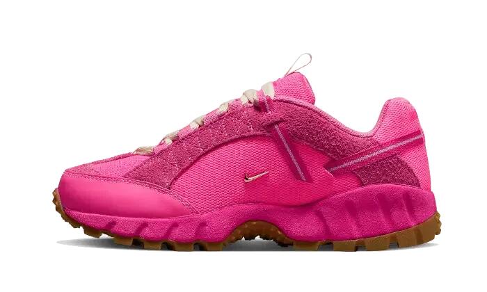 NIKE picture