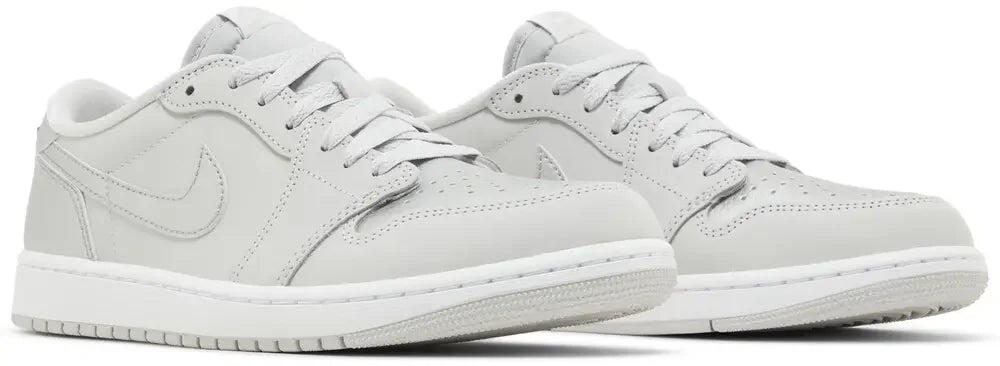 Jordan 1 Low OG Metallic Silver 5/5