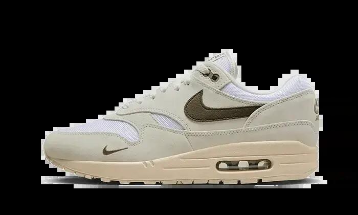 NIKE picture