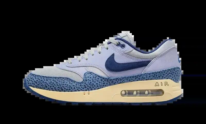 NIKE picture