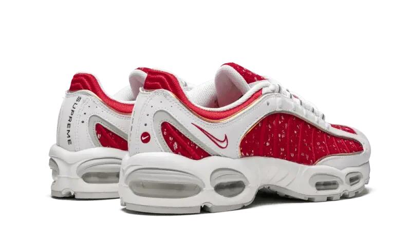 Nike Air Max Tailwind 4 Supreme White 3/4