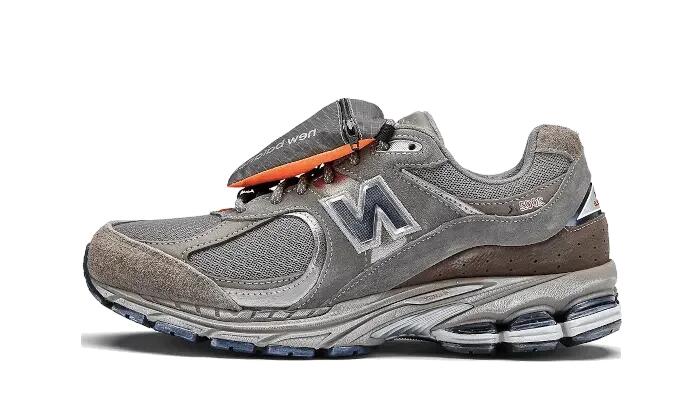 NEW BALANCE picture