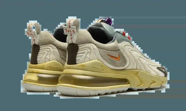 Nike Air Max 270 React Travis Scott Cactus Trails 3/4