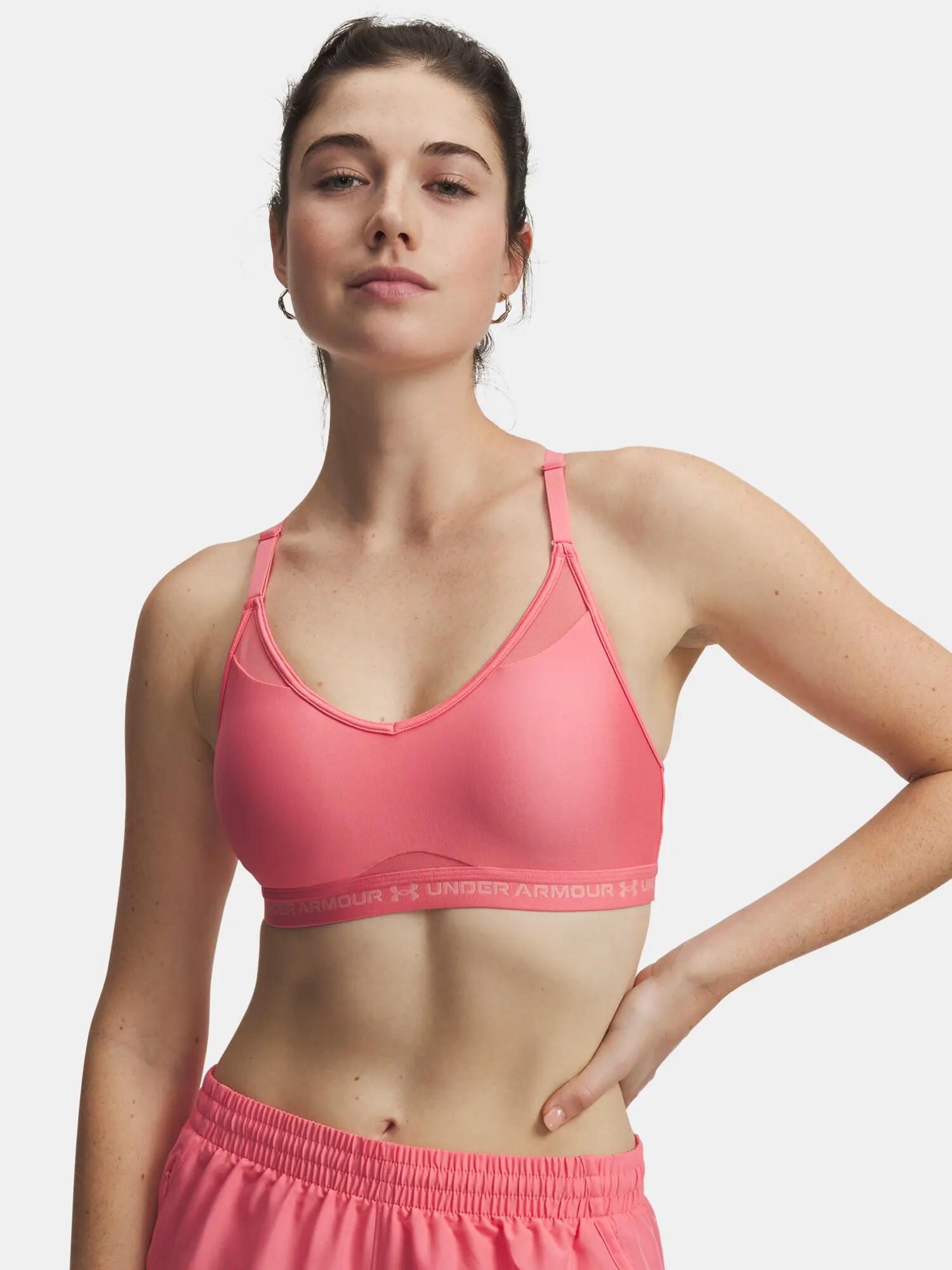 UNDER ARMOUR picture