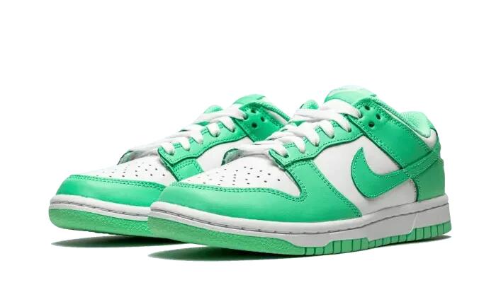 Nike Dunk Low Green Glow (W) 2/7