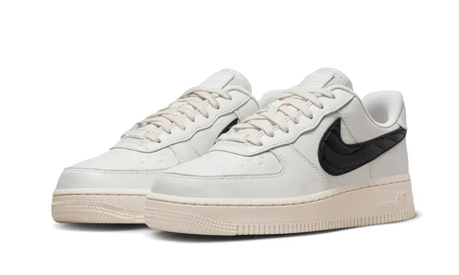 Nike Air Force 1 '07 Quilted Swoosh Phantom Black (W) 2/3
