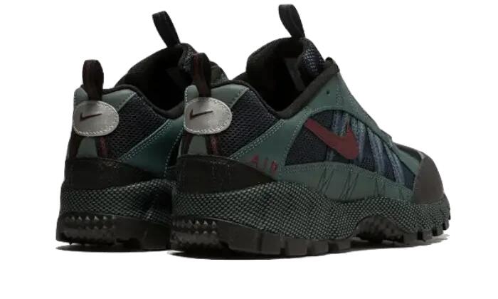 Nike Air Humara QS Faded Spruce 3/4