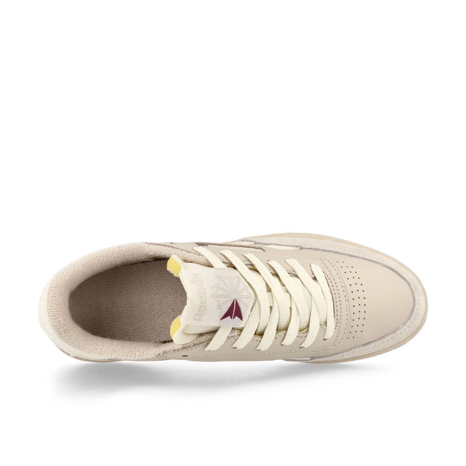 Chaussures d'entraînement pour femmes Reebok Club C Revenge Vintage 6/7