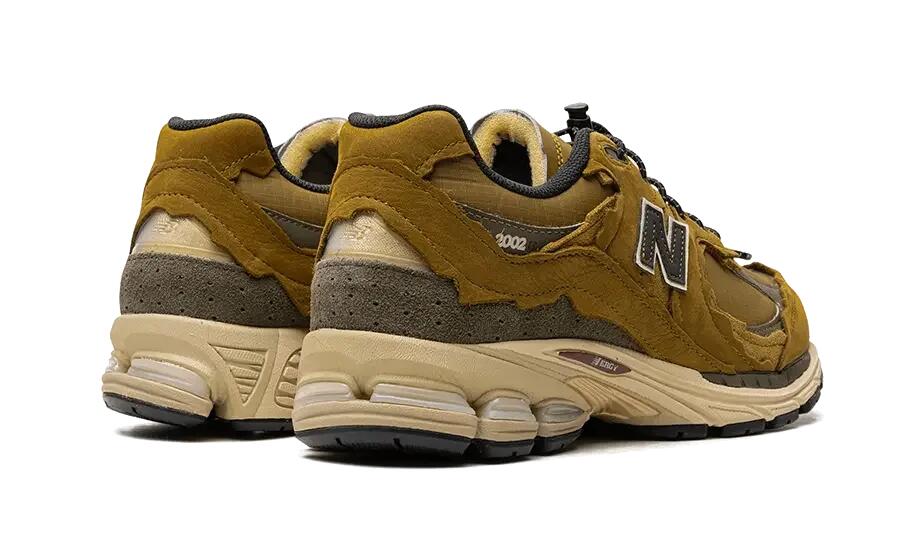 New Balance 2002R Protection Pack High Desert 3/4