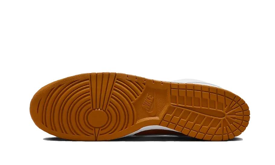 Nike Dunk Low QS CO.JP Reverse Curry (2024) 3/3