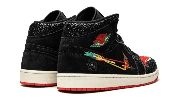Jordan 1 Mid SE Siempre Familia 3/4