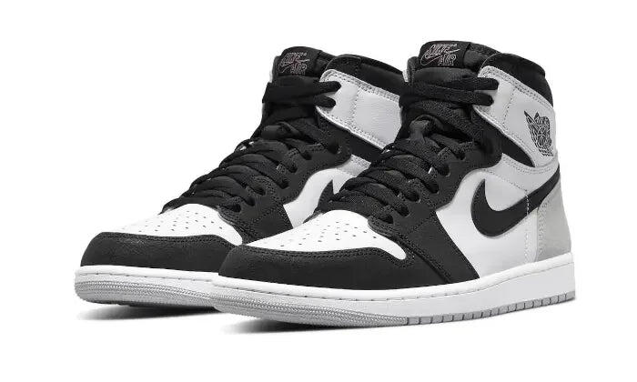Air Jordan 1 Retro High OG Bleached Coral 2/3