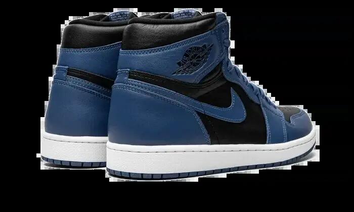 Air Jordan 1 Retro High OG Dark Marina Blue 3/4
