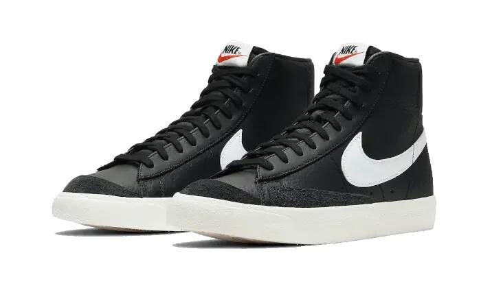Nike Blazer Mid 77 Vintage Black Sail 2/3