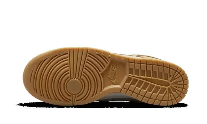 Nike Dunk Low Khaki Suede Gum 3/3