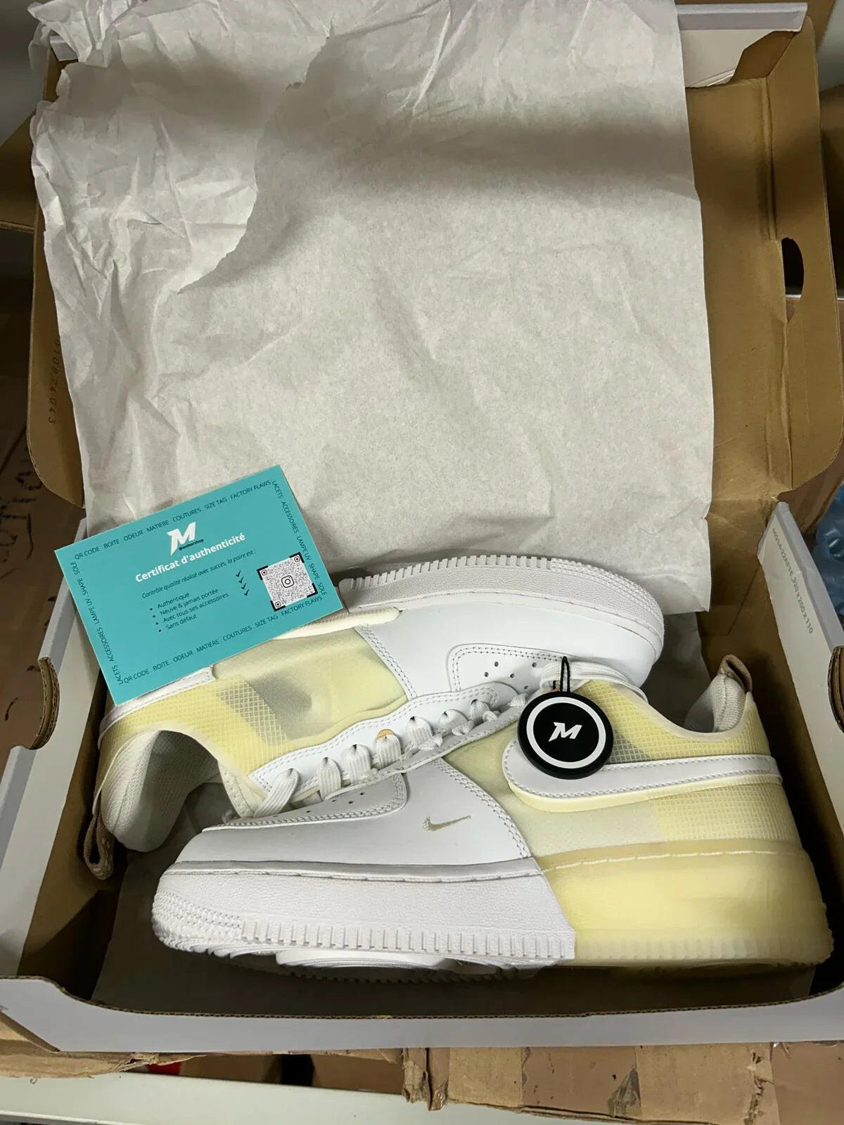 Zapatillas - Bajas, React - Air Force 1 Low React - Coconut Milk 2/4