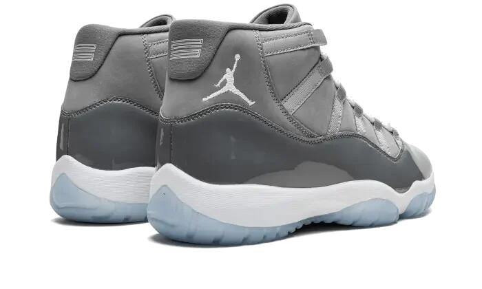 Jordan 11 Retro Cool Grey (2021) 3/4