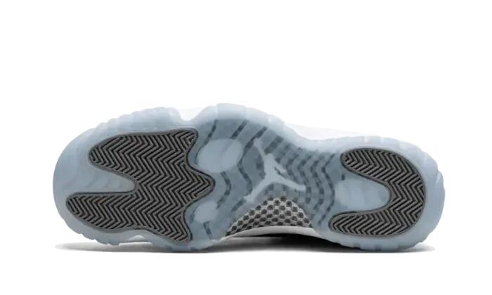 Jordan 11 Retro Cool Grey (2021) 4/4