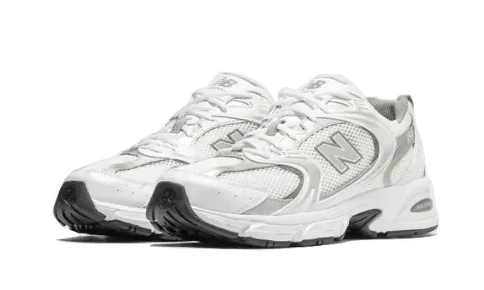 New Balance 530 White Silver Metallic 2/4