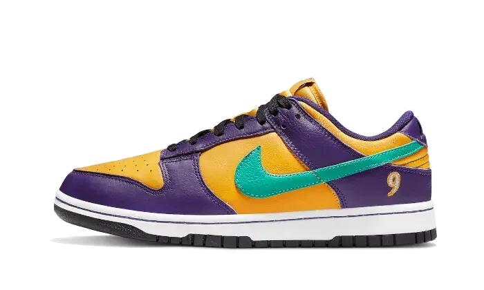 NIKE picture