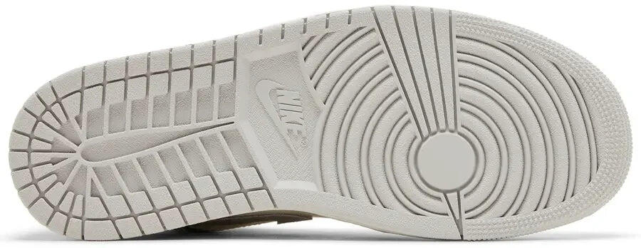 Air Jordan 1 Mid SE Neutral Grey Sail 3/5