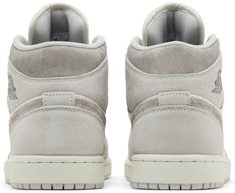 Air Jordan 1 Mid SE Neutral Grey Sail 4/5