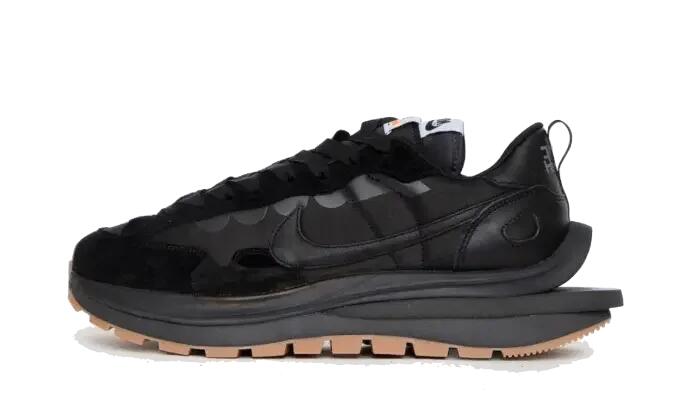 Nike Vaporwaffle sacai Black Gum 1/4