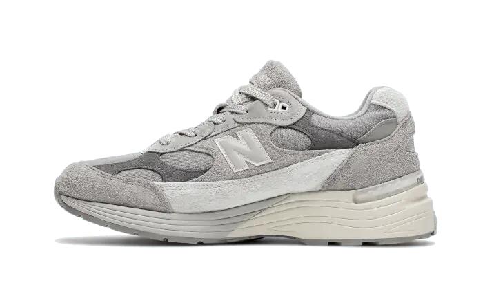 NEW BALANCE picture