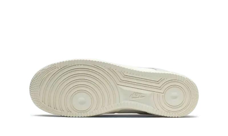 Nike Force 1 Low Platinum Tint 3/3