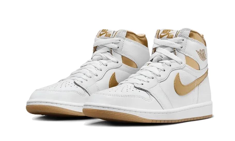 Air Jordan 1 Retro High OG Metallic Gold 3/4