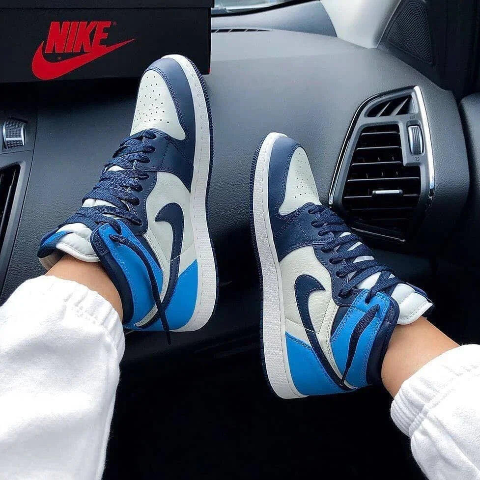 Jordan 1 Retro High Obsidian 5/7