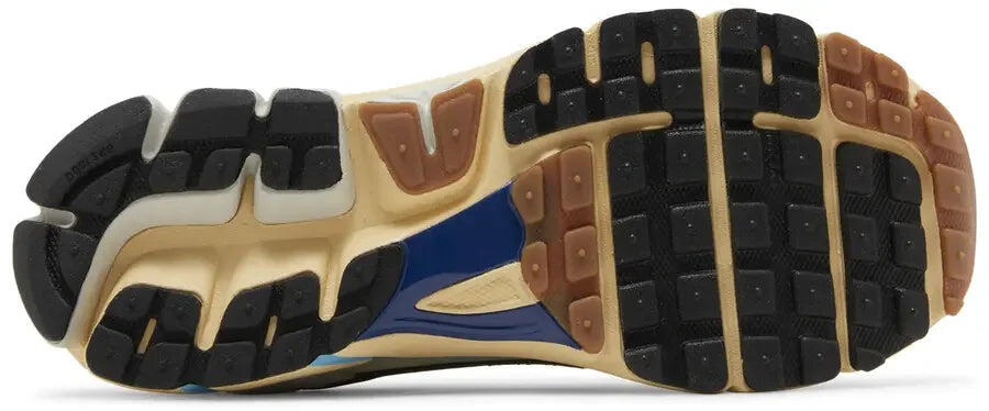 Nike Zoom Vomero 5 Designed by Japan (W) 3/5
