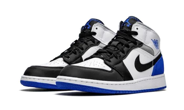 Jordan 1 Mid SE Royal Black Toe 2/4