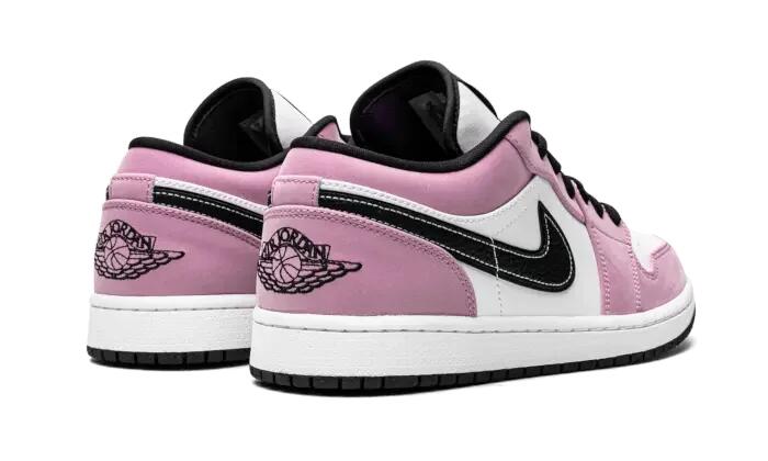 Jordan 1 Low SE Violet Shock White Black 3/4