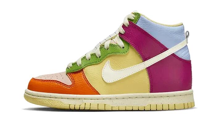 NIKE picture