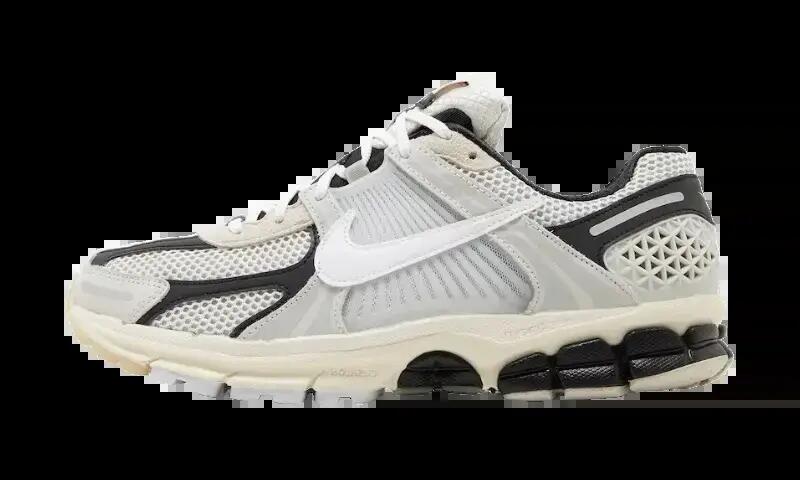 NIKE picture