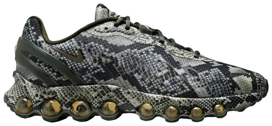 NIKE picture