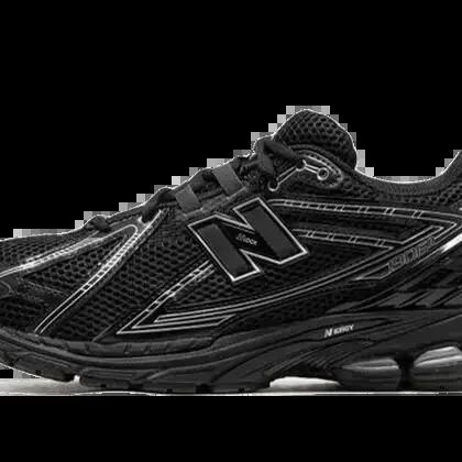 BLACK / GREY