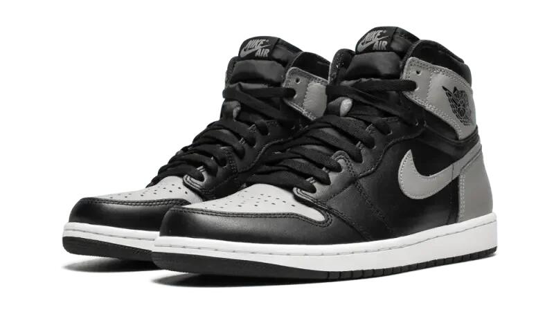Air Jordan 1 Retro High Shadow 2/4