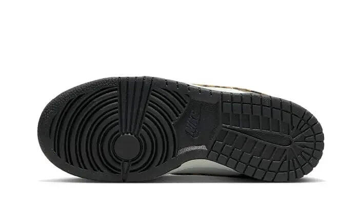 Nike Dunk Low Olive Leopard (GS) 3/3